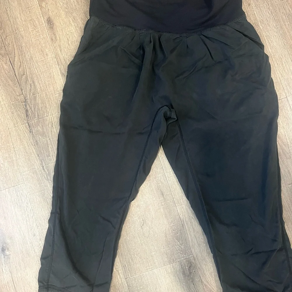 Lululemon chambray capri  Size 8 (without tag)